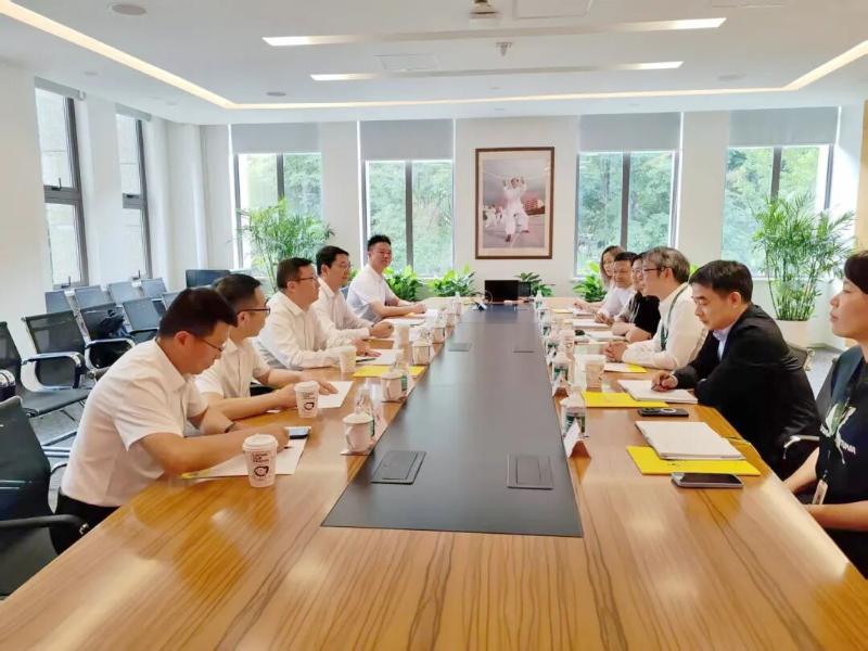 刘永革带队赴上海市招商考察
