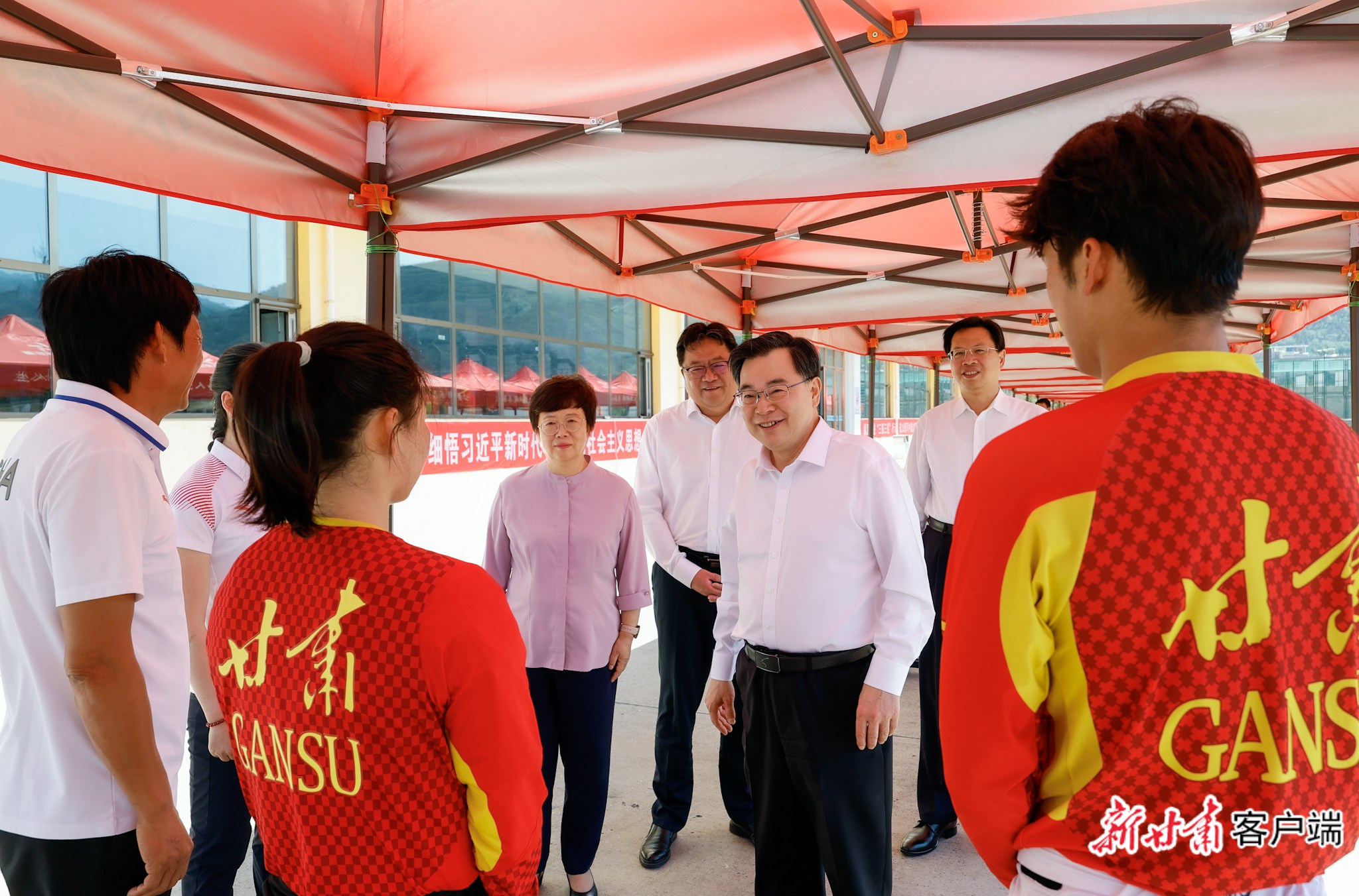 发扬体育精神提升竞技体育水平1.jpg