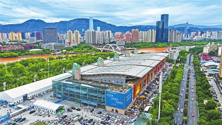 兰洽会备受客商青睐 省内外62家商协会来兰举办招商引资活动