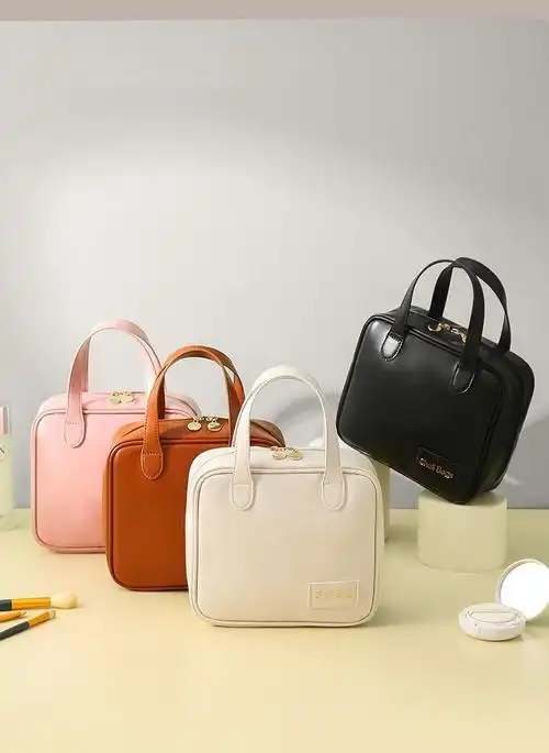 化妆品、时尚书包